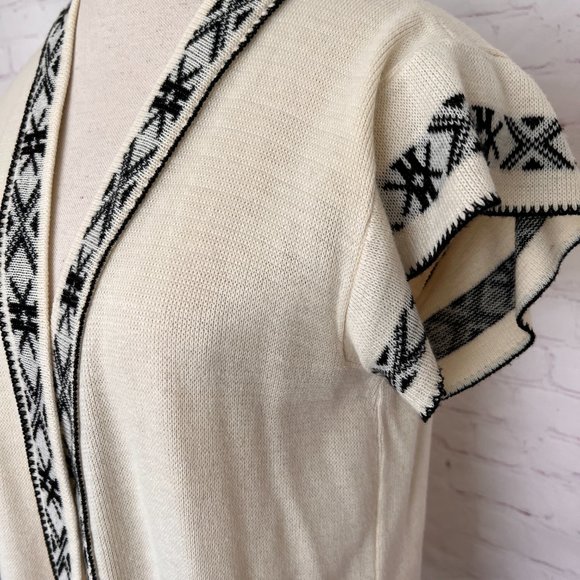 70's Aztec Print Open Cardigan - Short Sleeve - Size Medium - Picture 4 of 7